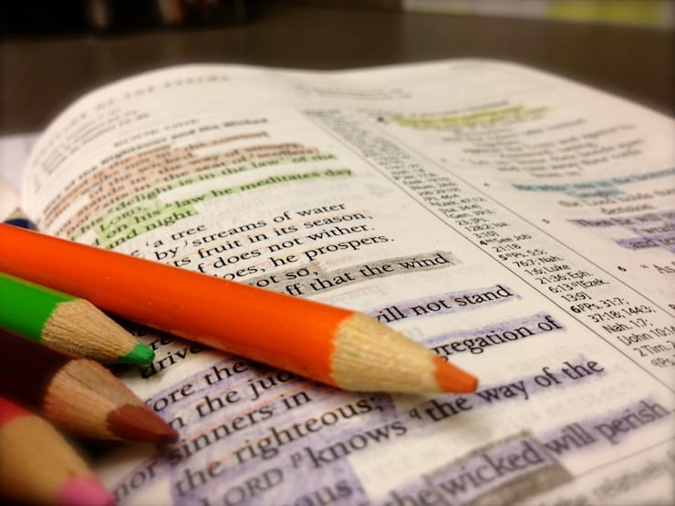 faktum Skilt brud How To Highlight and Color Your Bible Effectively | Josh Weidmann